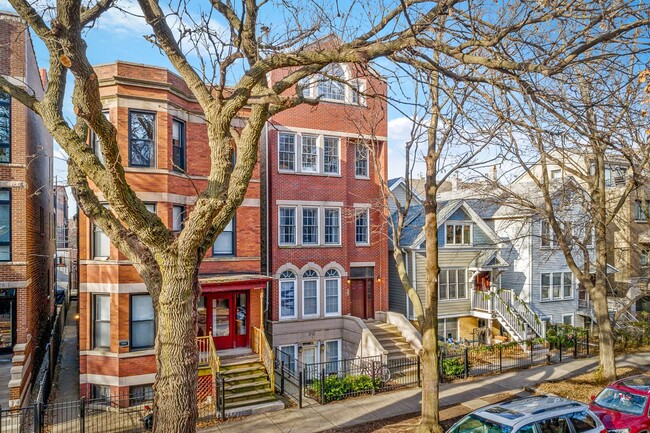 Photo - 2732 N Wayne Ave Apartment Unit 2732-1