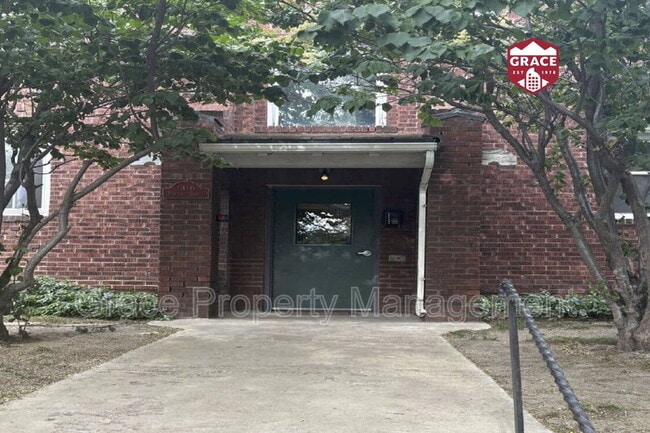 Building Photo - 1416 N Downing St Unit 3 Rental