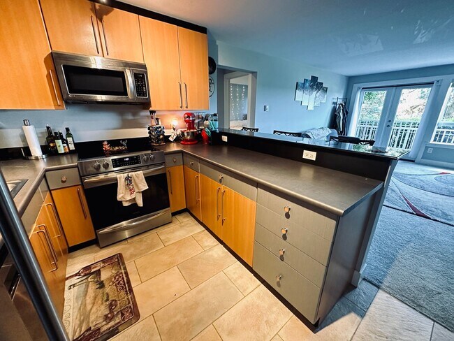 Photo - 121 N 46th St