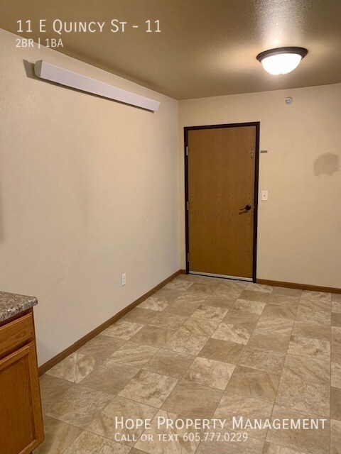 Photo - 11 E Quincy St Unidad 11