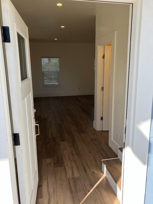 Photo - 2628 Bolier Ave