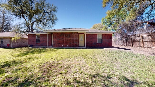 Photo - PRICE IMPROVEMENT NOW ONLY $895!!!!!!!!!!