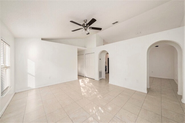 Photo - 1020 Brenton Leaf Dr