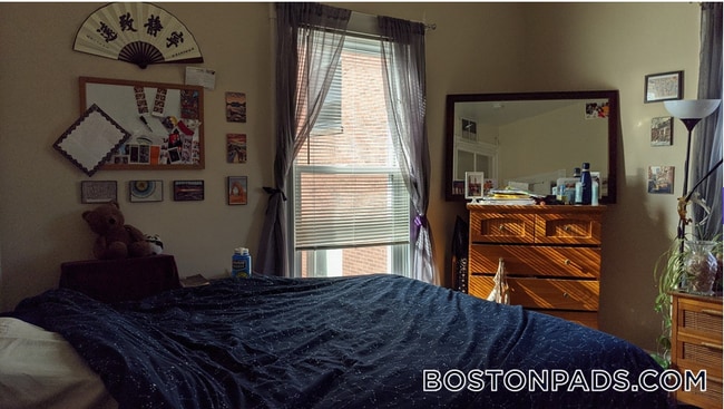 Photo - 195 Green St Unit 3