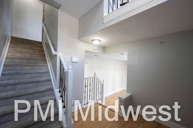 Photo - 515 E New York St