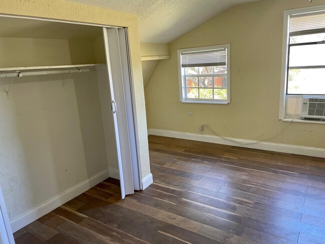 Photo - 1521 N 59th Terrace