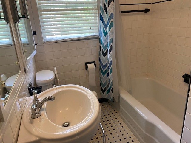 Photo - 220 Eastland Ave