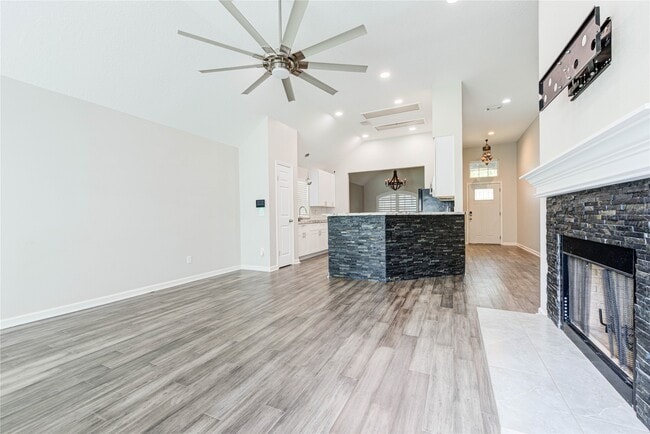 Photo - 20819 Grenoble Ln