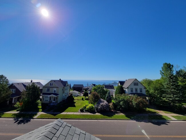 Photo - 25 W 9th St Unit 2