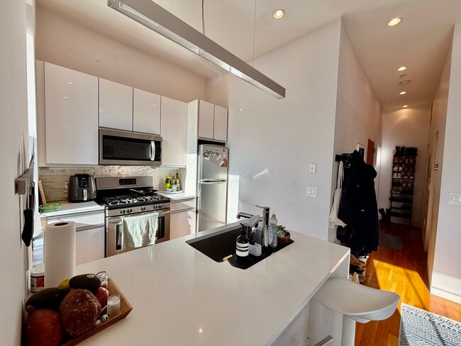 Photo - 1607 Tremont St Unit 2