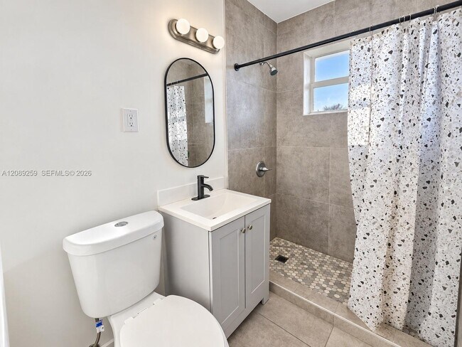 926 79th Terrace Unit 6