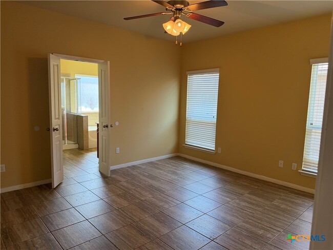 Photo - 409 Cross Dr.