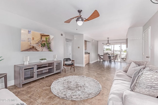 Photo - 4950 N Miller Rd Unit 212