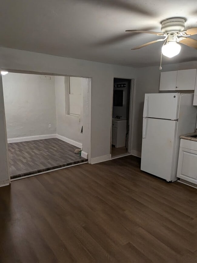 Photo - 1537 SW 44th Ave