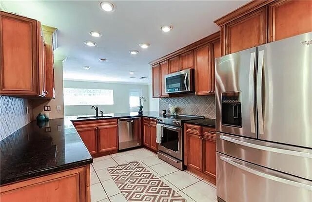 Photo - 1010 Sumica Dr