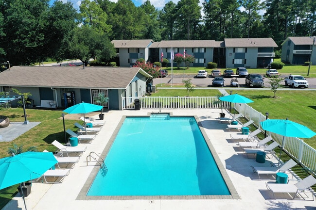 Swimming Pool - ArborGate Estates Apartments