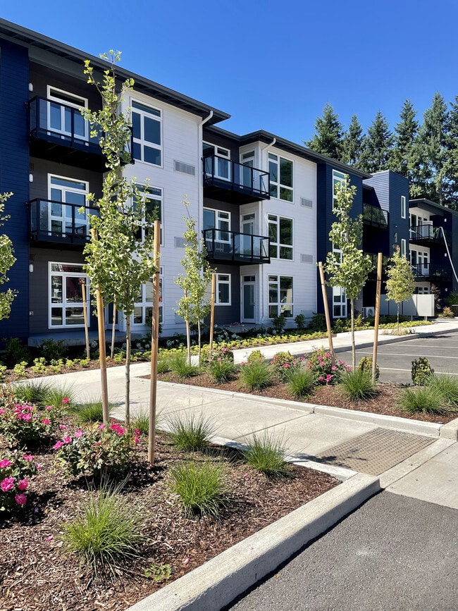 Commons on the Tualatin River
