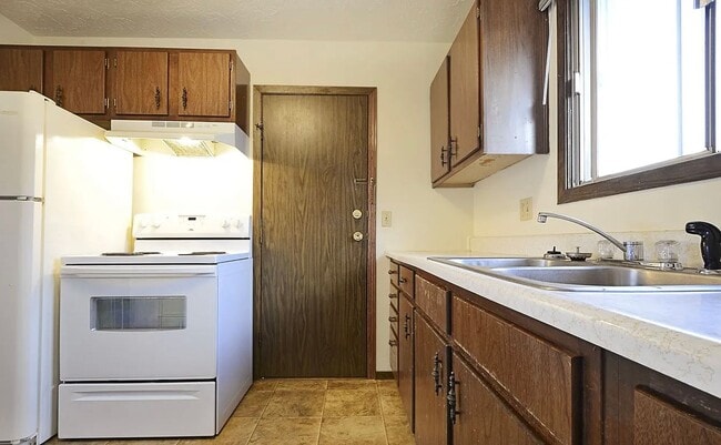 Photo - 504 18th Ave SE Unit A