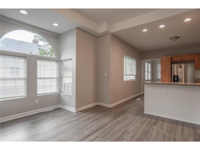 Photo - 1125 Margaret St