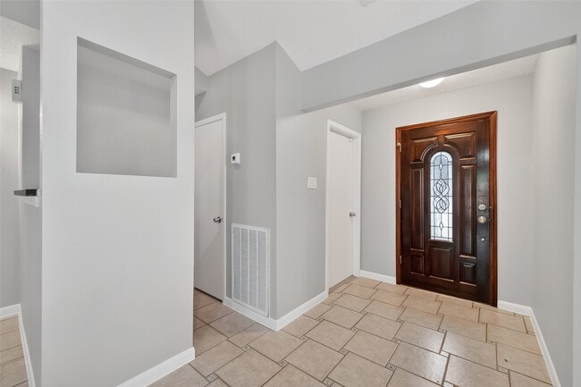 Photo - 10506 Ivy Oaks Ln