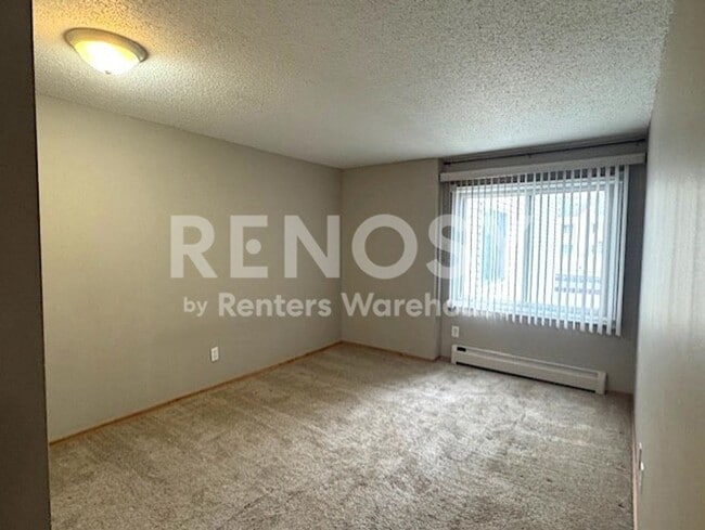 Photo - 10840 Rockford Rd