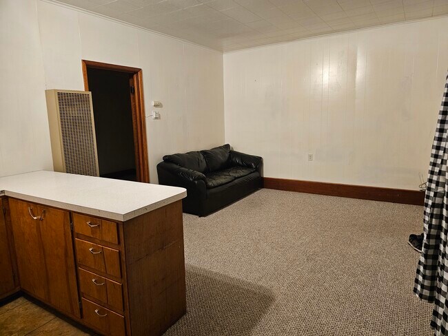 Living Room Area - 208 Herbert Ave Unit Apt B