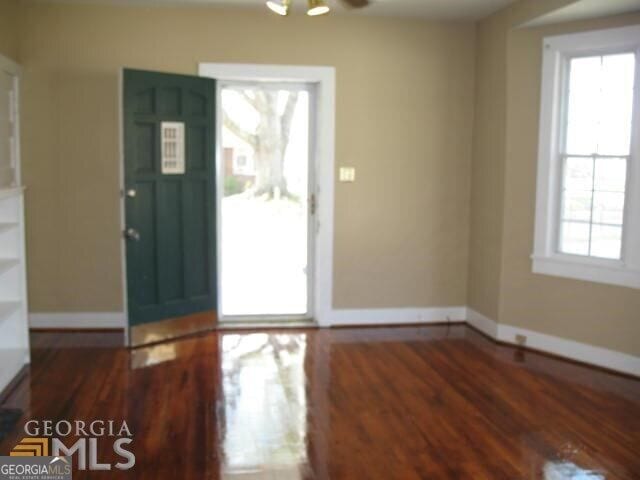 Photo - 15 Oak St NE