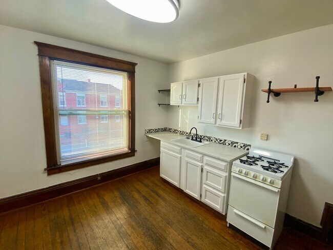 Photo - 1005-1017 W. 14th Ave. Unit 1015 W. 14th Ave B