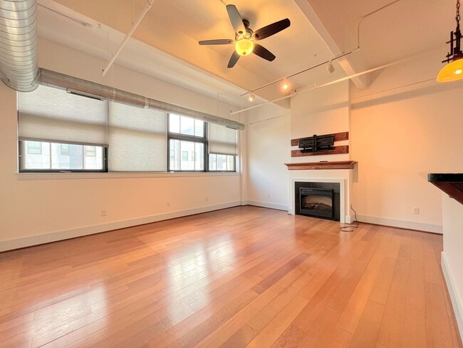 Photo - 210 Ellicott St Unit 1