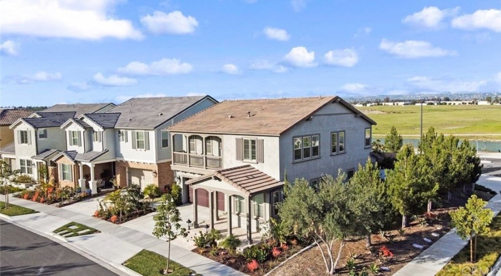 Welcome to Your Dream Home in Tustin Legacy! - Welcome to Your Dream Home in Tustin Legacy!