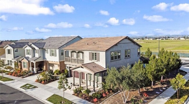 Building Photo - Welcome to Your Dream Home in Tustin Legacy!