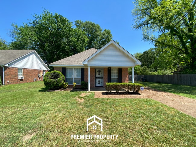 Building Photo - Charming 3BR/2BA in Raleigh | Hardwood Floors & Large Fenced Backyard