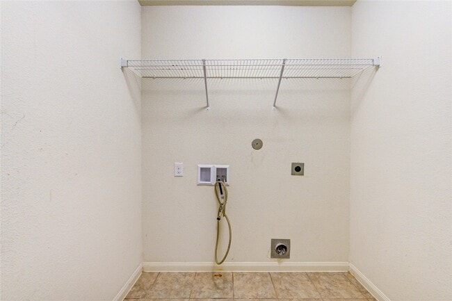 Photo - 22534 Cloverland Field Dr