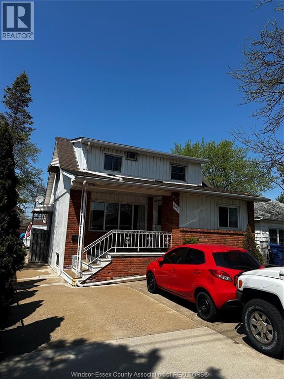 Photo - 542 Charles St
