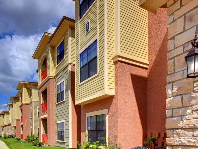 Photo - Artisan at Creekside