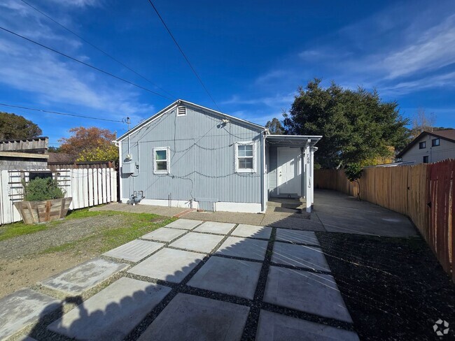 Building Photo - SIngle Story Home located in El Sobrante, ...