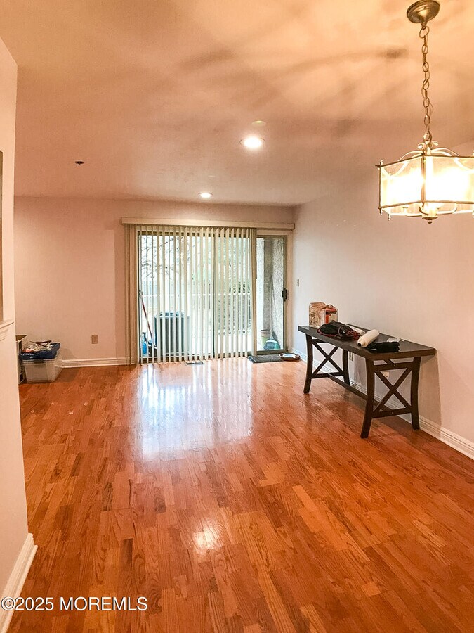 Photo - 404 N Lafayette Rd