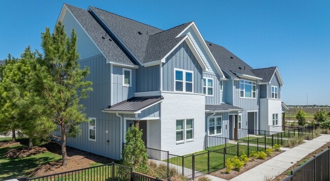 Building Photo - 10503 Peek Rd Unit 1302