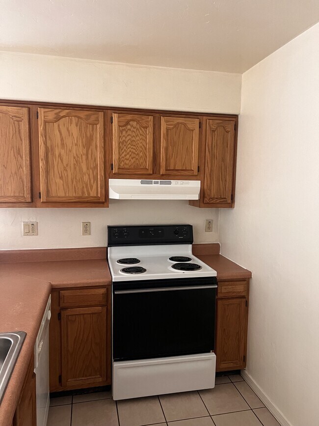 Photo - 2536 N Corinthian Garden Dr Unit 4