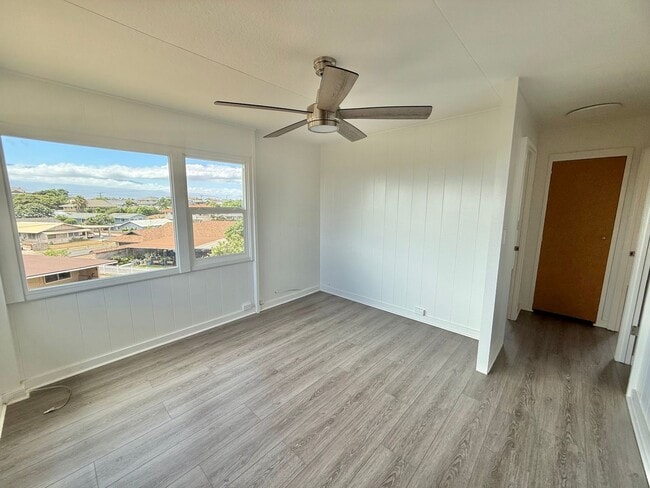 Photo - 357 Hilu Pl