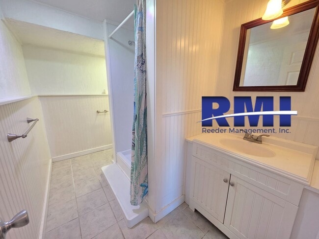 Photo - 1723 Shorewood Dr