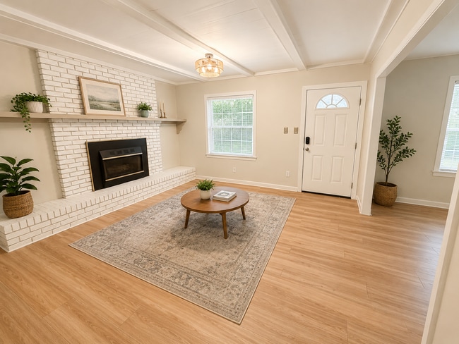 Photo - 1004 Blanton Pl