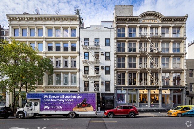 Photo - 390 W Broadway