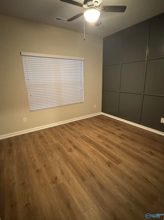 Photo - 115 Oak Terrace Ln