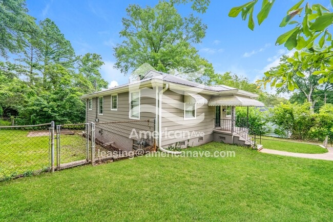 Photo - 2917 20th St N