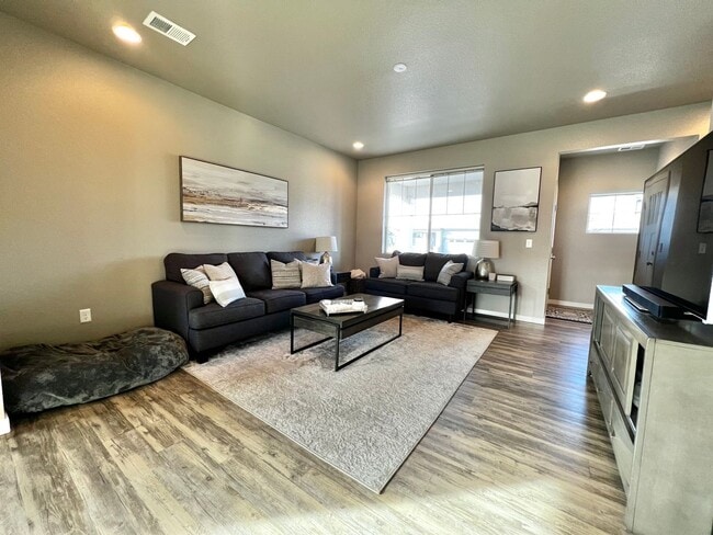 Photo - Modern 3 Bed, 2.5 Bath House in North Fort Collins! Available ASAP!