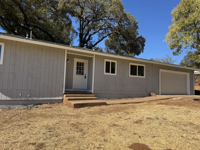 Building Photo - 5132 Center Oak Rd Rental