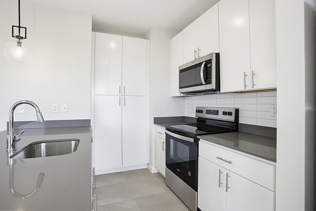 250_College_Avenue_0015