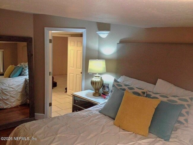 Photo - 8 10th St Unidad B