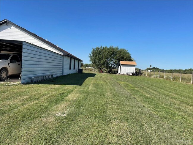 Photo - 6614 N Kenyon Rd